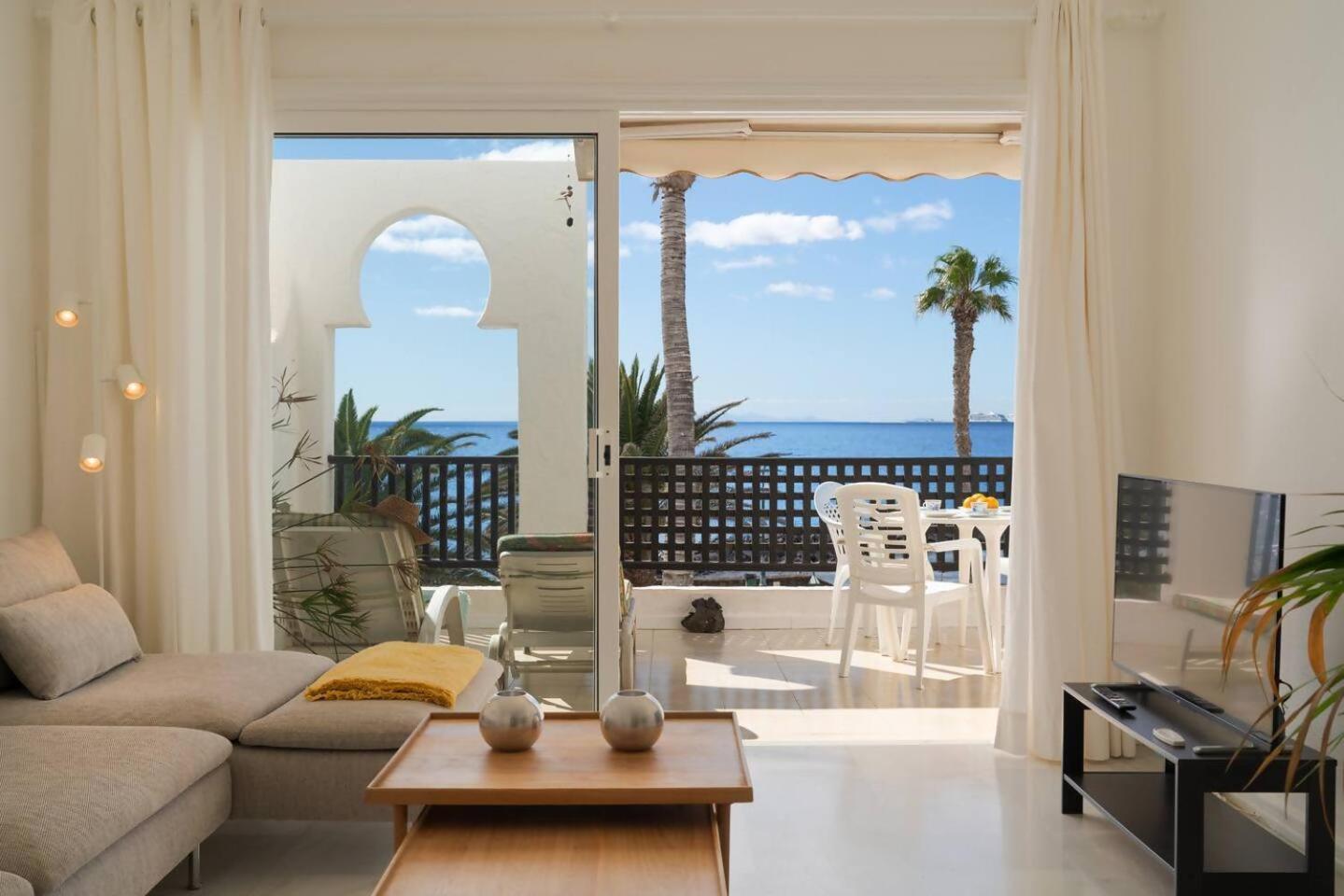 Magnifico Alojamiento Con Vistas Al Oceano Коста Тегисе Екстериор снимка